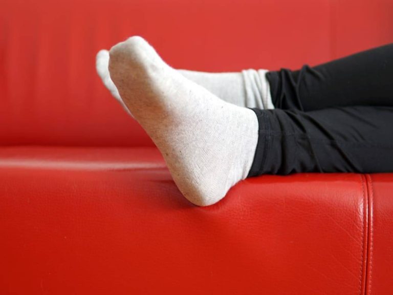 2023: The Best Socks For Smelly And Sweaty Feet – Say Goodbye To Foot Odor!