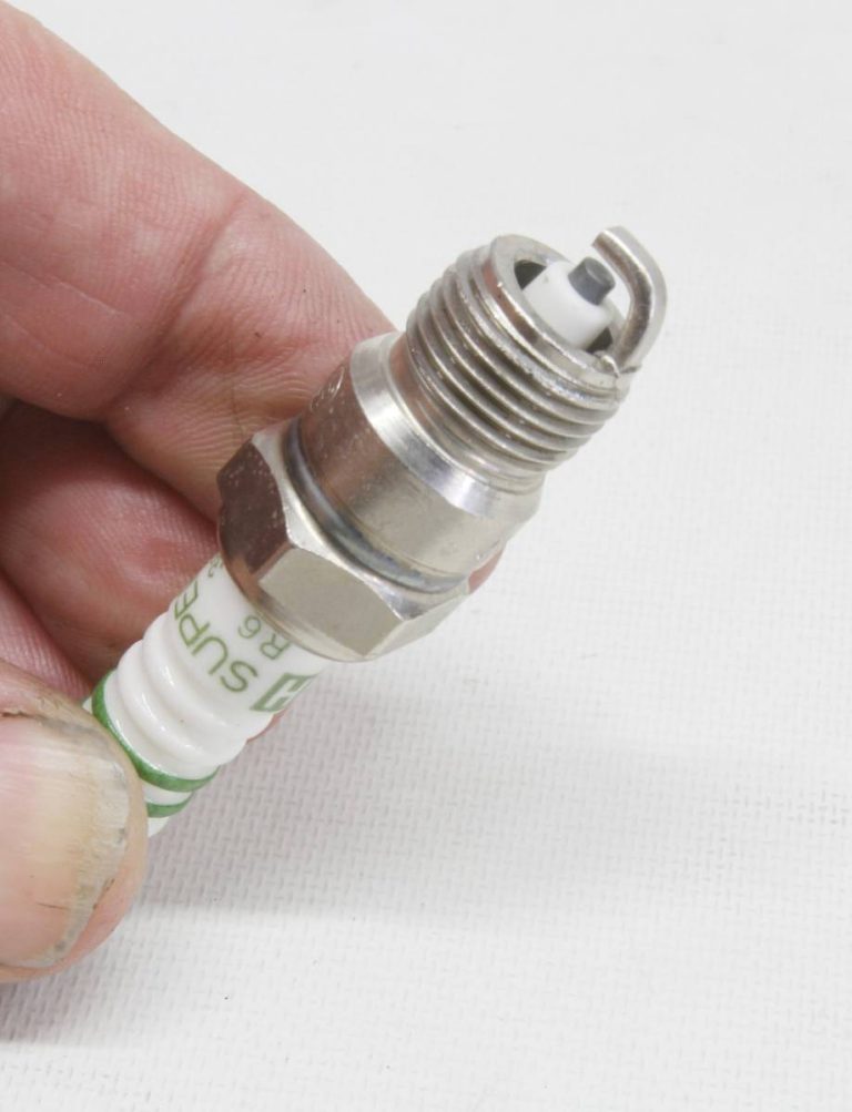 2023: Discover The Best Spark Plugs For Your Chevy 350 Engine