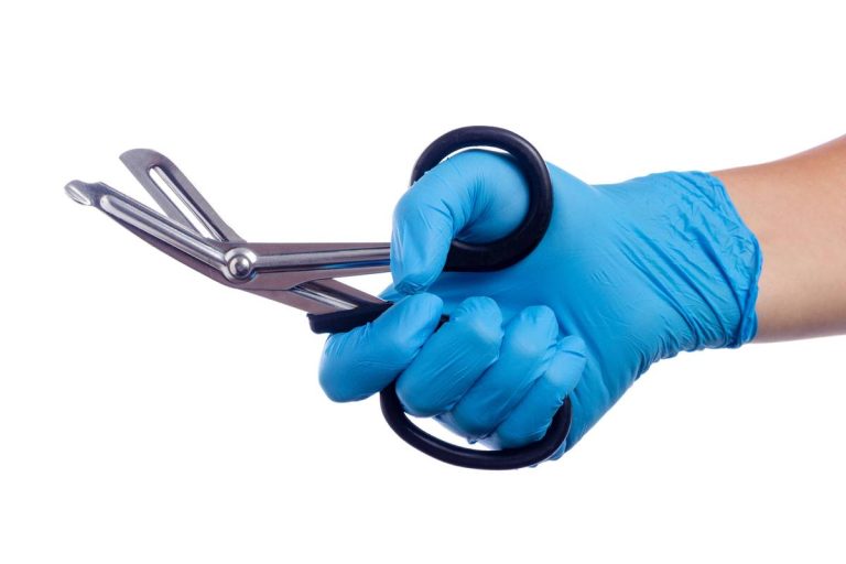 2023’S Best Trauma Shears For Nurses: Reviews & Comparisons To Help You Choose!