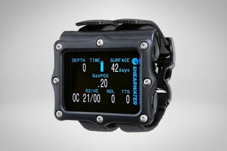 2023 Guide: Unlock The Best Dive Computer Watch For Beginners!