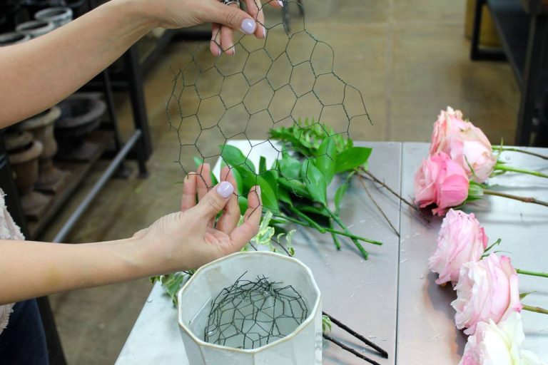 2023 Floral Arrangement Guide: Find The Best Chicken Wire For Your Next Project