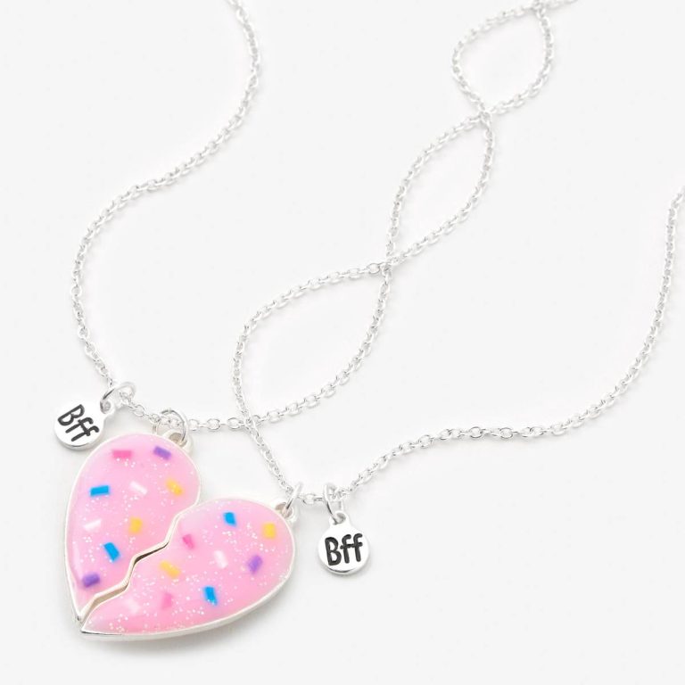 2023: The Top 10 Best Friend Heart Necklaces For 2 – Get Ready To Show Your Love!