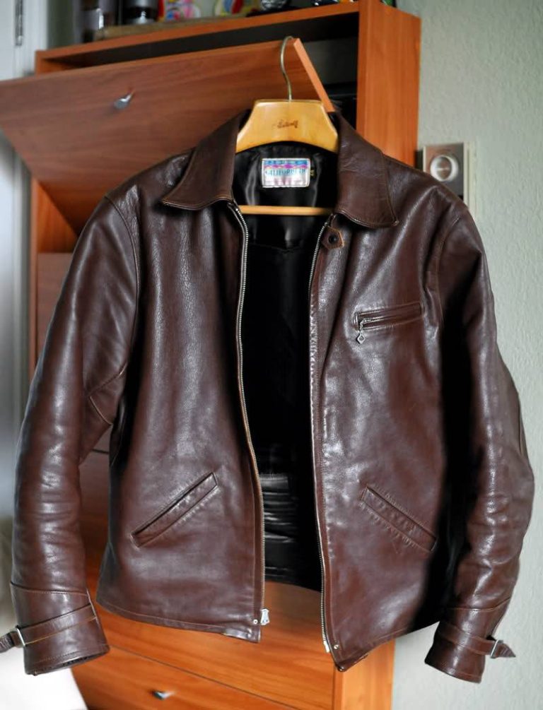 Top 10 Premium Hangers For Leather Jackets In 2023: Upscale Your Wardrobe With Style And Durability!