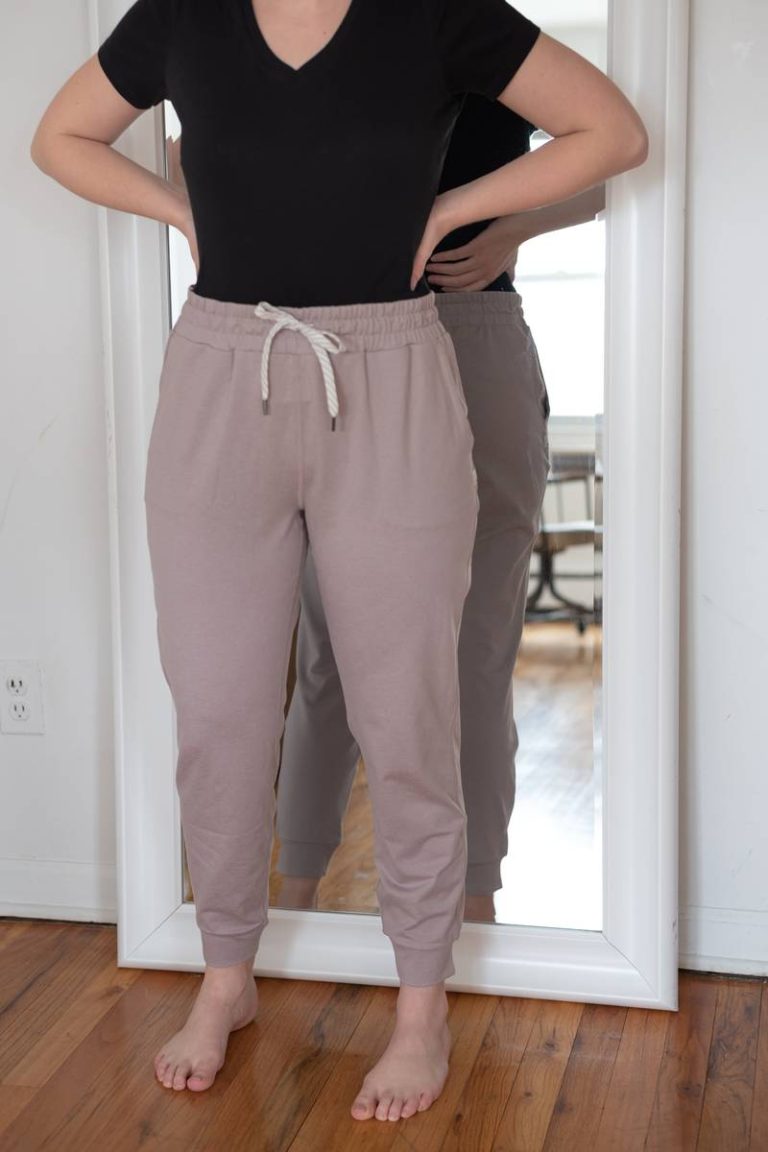 Top 10 Stylish Joggers For Petite Ladies In 2023: Elevated Comfort, Perfect Fit!