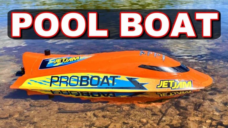 2023’S Best Remote Control Boats For Pool Fun: An Ultimate Guide