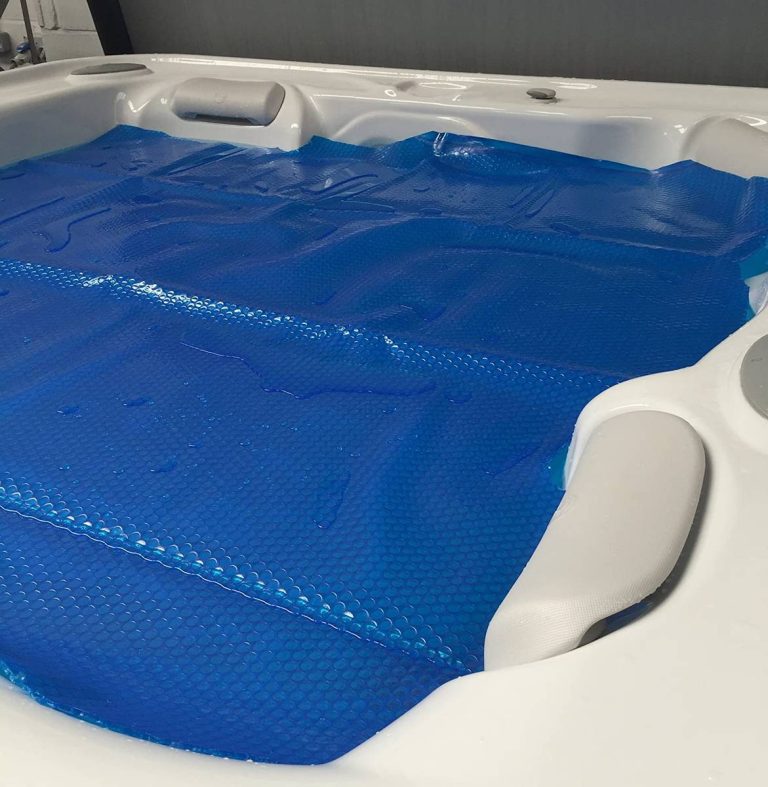 Top 10 Hot Tub Thermal Blankets For 2023 – Ultimate Guide & Expert Reviews