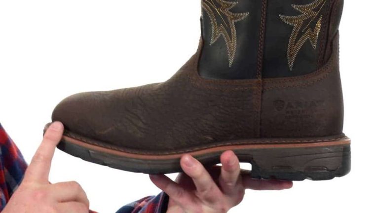 Ariat Vs Justin: A Definitive Comparison