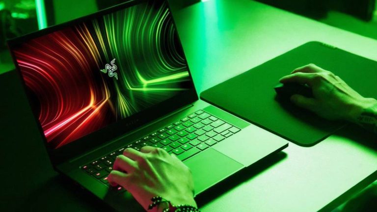 The Ultimate Guide: Top 10 Laptops For College Students 2023 – Unleash Your Potential!