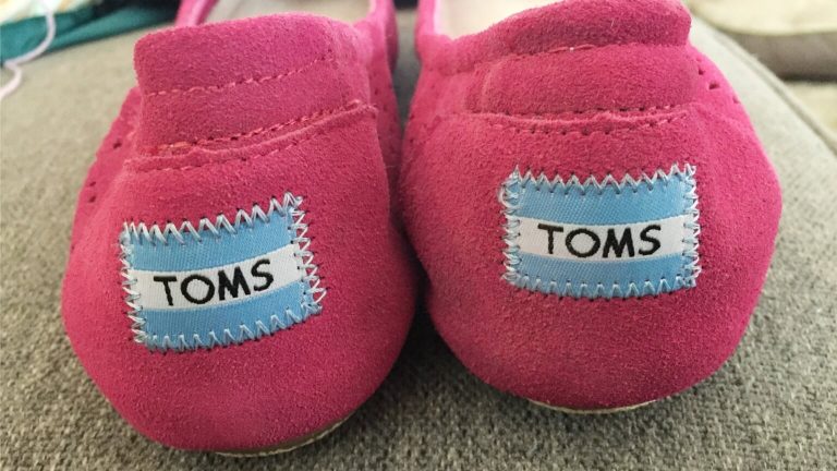 Bobs Vs Toms Reviews: A Comparative Analysis