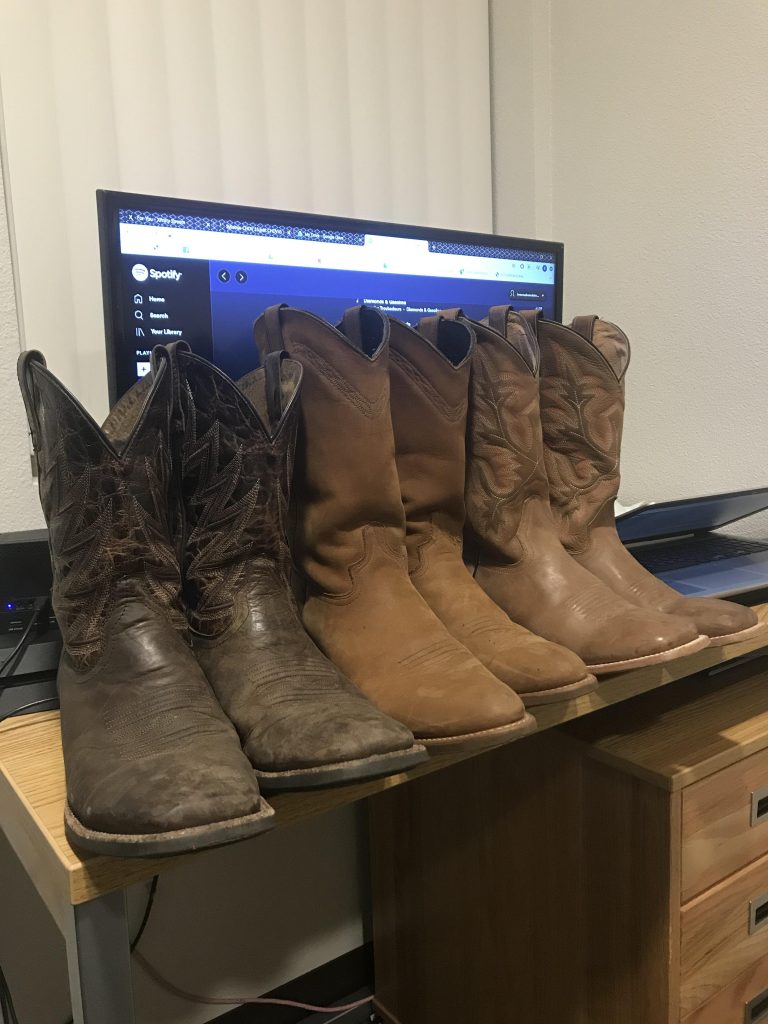 Cody James Vs Ariat Boots: Comparing Quality And Performance