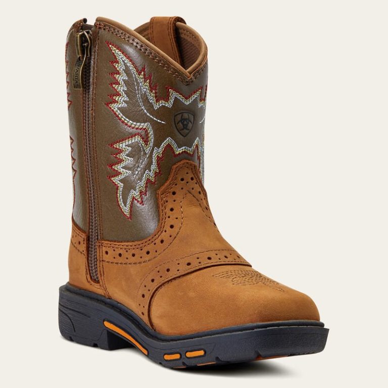 Durango Boots Vs Ariat: Choosing The Perfect Footwear