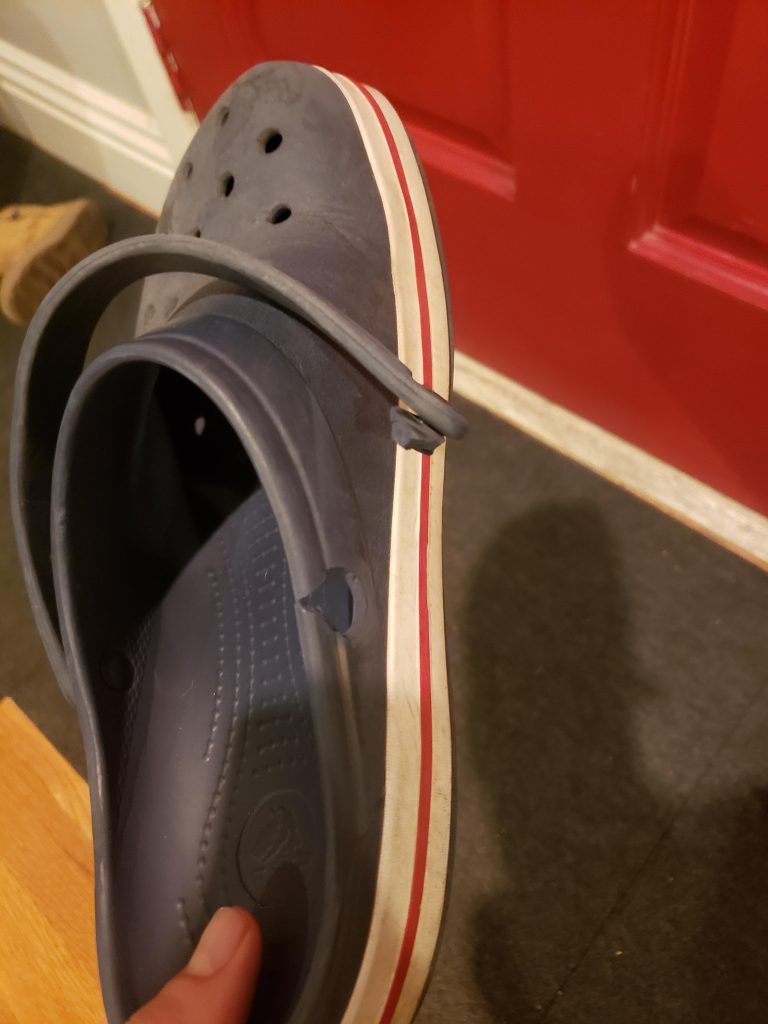 Quick Guide: How To Fix Croc Strap For A Perfect Fit