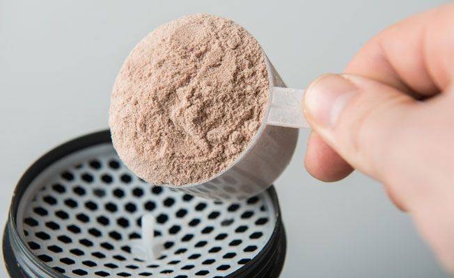 The Top Stomach-Friendly Protein Powders Of 2023: Optimize Your Health Safely