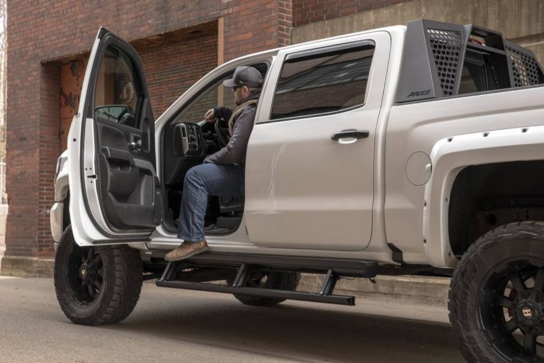 Upgrade Your Lifted Truck With The Ultimate Running Boards For 2023 – Top Picks For Smooth Rides!